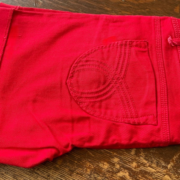 DOLLHOUSE  RED SHORTS SIZE  13.. NWT - Picture 6 of 10